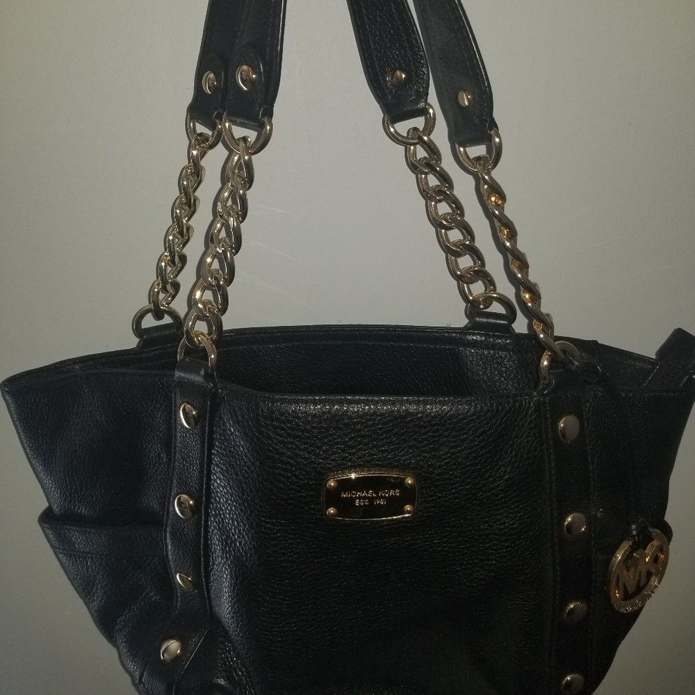 Shoulder bag